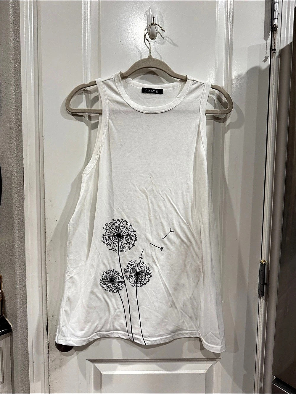 Floral Dandelion Tank Top in White
